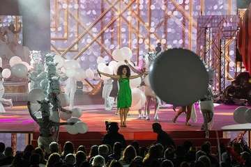 Lola Ortíz, representante de la firma teldense Tapicería Peñate, nueva Reina del Carnaval de la capital grancanaria/TA y Lpacarnaval.
